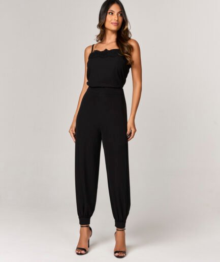 CONJUNTO CALCA E BLUSA COM DETALHE RENDA - 11223011